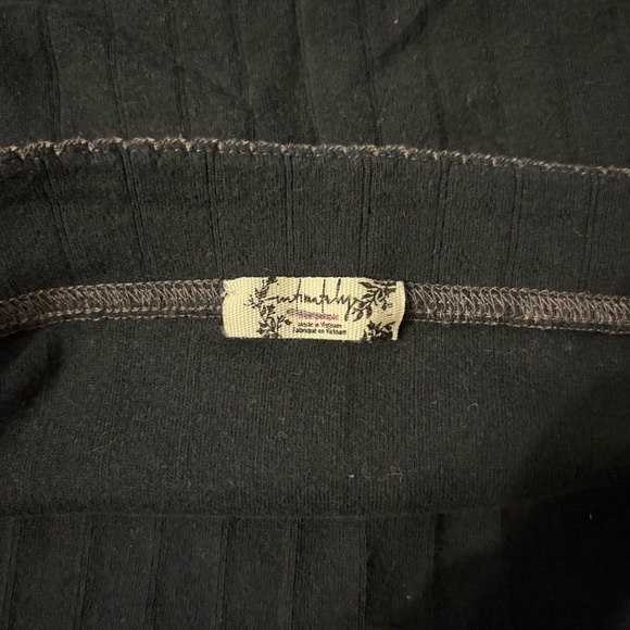 Free People Black Ribbed Tank Top - Picture 3 of 3